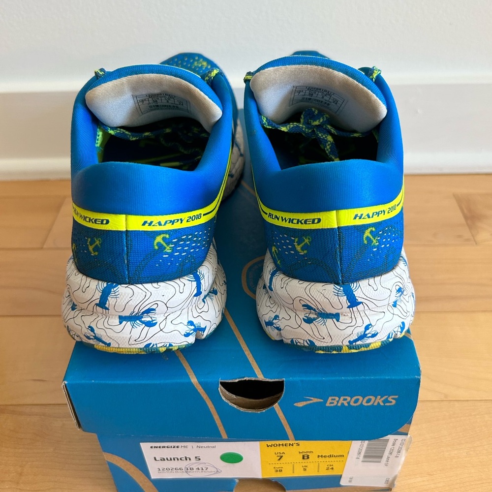 Brooks Launch 5 Blue and Yellow Athletic Shoes - Picture 3 of 7